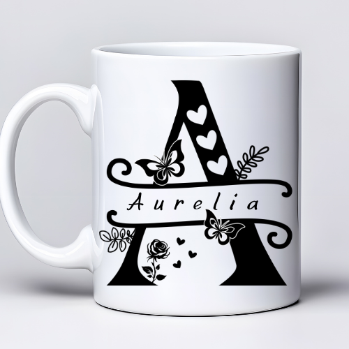 Kubek z nadrukiem 330ml z imieniem Aurelia litera A kwiaty serca personalizowany kubek dla niej z możliwością zmiany imienia na literę A prezent